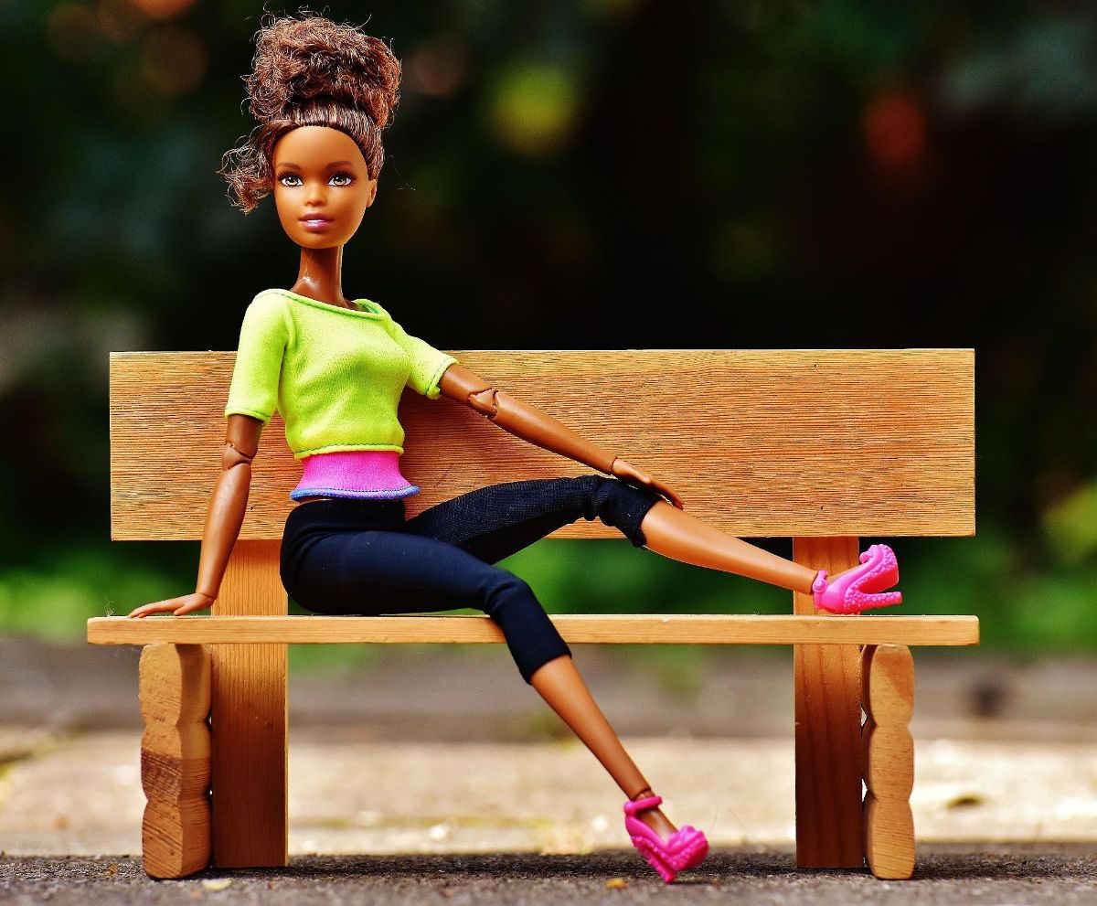 barbie bench