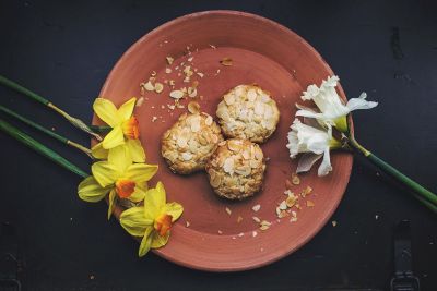 cookies on plate with flowers