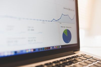 line graph and pie chart