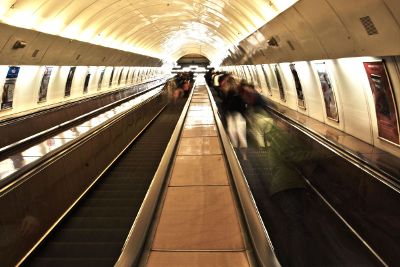 horizontal escalator