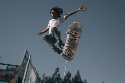 bailing off of skate board