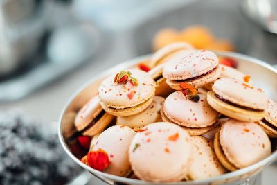 berry macaroons