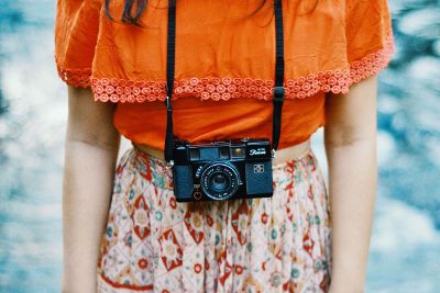 girl with camera