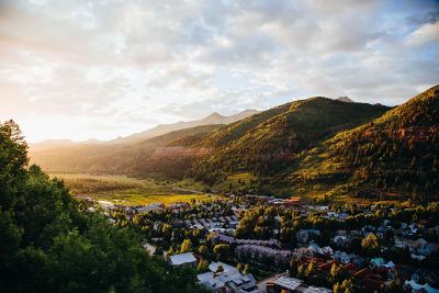 sleepy valley town