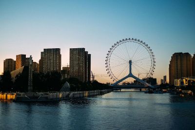 skyline with ferris wheel