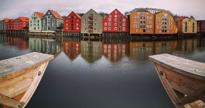 houses by a lake