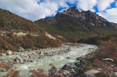 river running through mountain