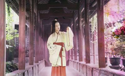 kimono woman alone on pagoda