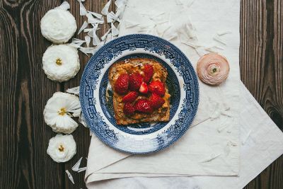 strawberries on toast