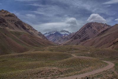 open valley with mountains