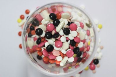 pills in bowl