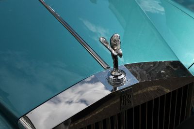 rolls royce hood ornament