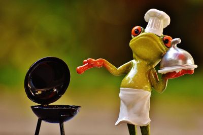 chef frog on the grill