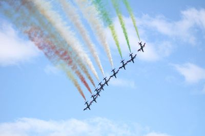 fighter jets stunts