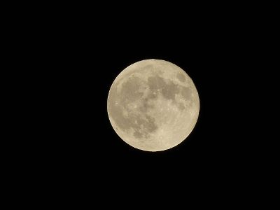 full moon in the night sky