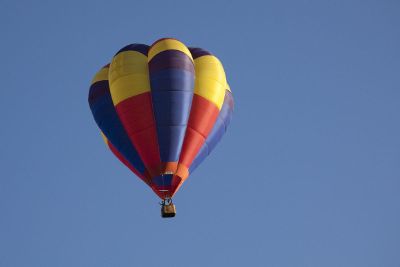 flying baloon
