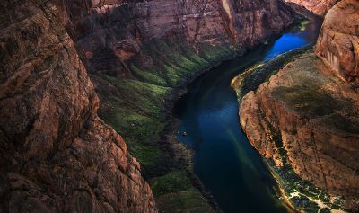 colorful red canyon