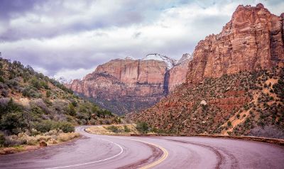 road through the mountains