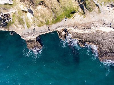 sea meets rocks