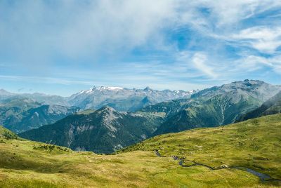 clear day in the mountains